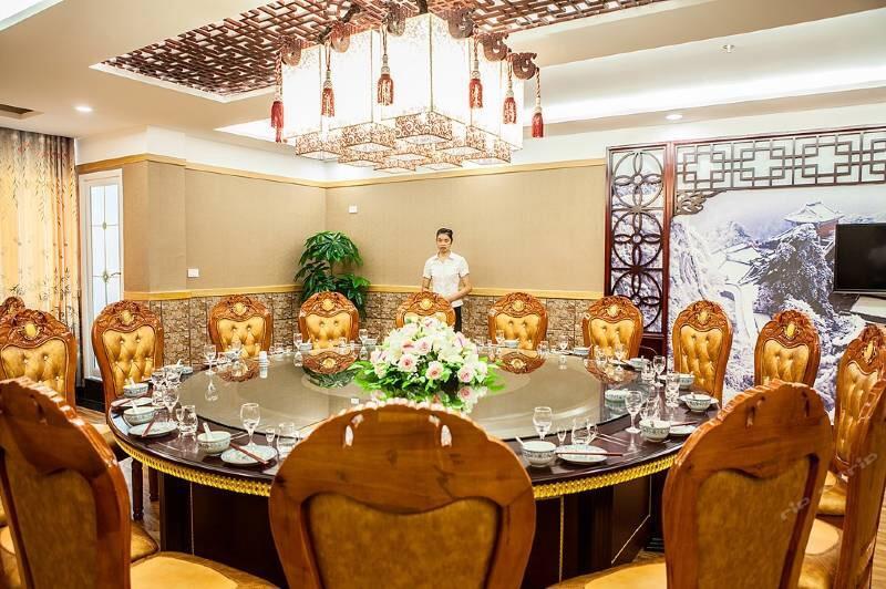 Wudangshan Jianpuzhai Hotel Danjangkou Exterior foto